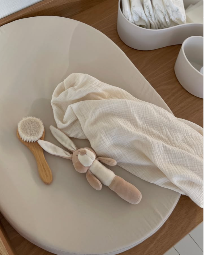 Oval Bebek Değiştirme Minderi - Taş Rengi