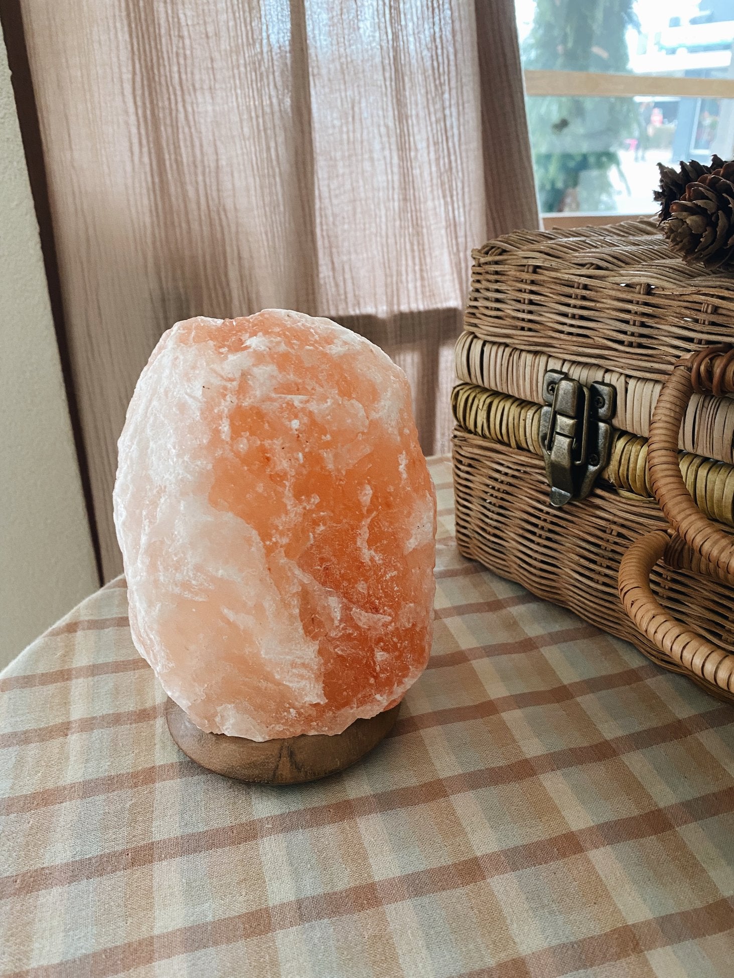 Hola BB Himalaya Salt Dreams Lamp Himalaya Salt Wooden Base - 18 Cm High - Orange  - Hola BB